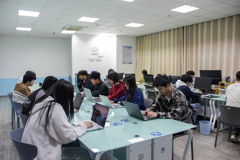 喜報(bào) 計(jì)算機(jī)技術(shù)開(kāi)發(fā)取得新突破